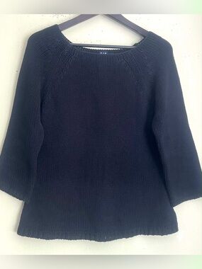 GAP Women's Black Scoop Neck Knit Sweater